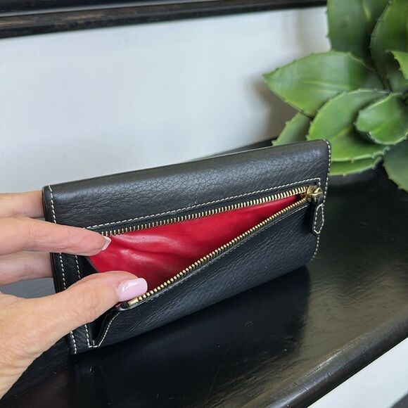 Dooney and Bourke, genuine, leather wallet, clutch handbag purse - Picture 6 of 7